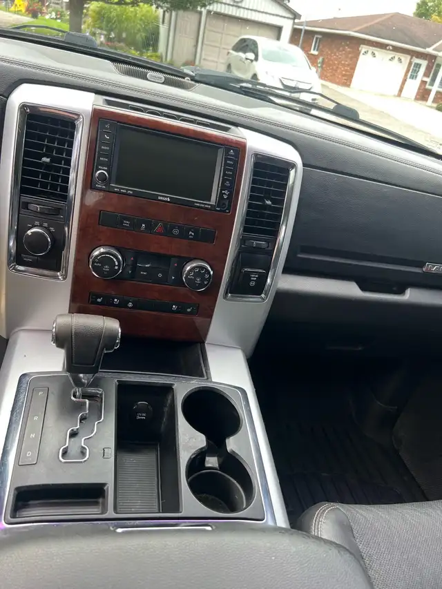 2011 Ram 1500 Laramie 4x4570156170022768647