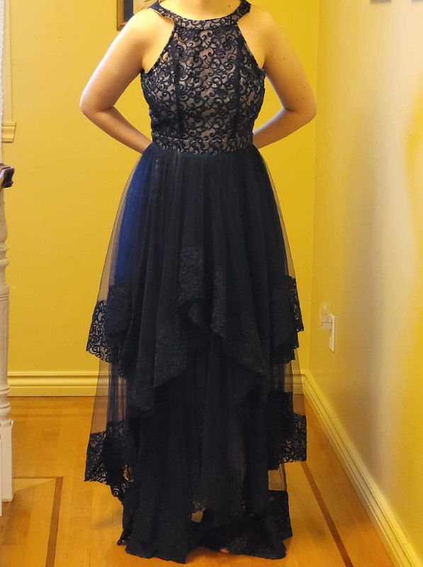 Robe de bal bleue nuit / Grandeur small femme dans Autre  à Longueuil/Rive Sud - Image 2