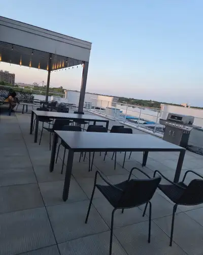 Condo / Appartement à louer - LAVAL