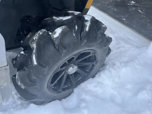 2013 can am outlander max xt in ATVs in Saskatoon - Image 7