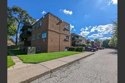 One (1) Bedroom - updated apartments - St.Catharines