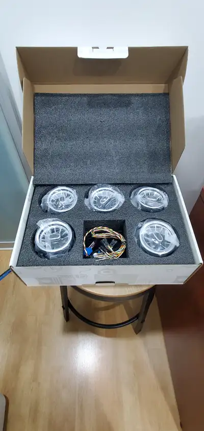 For sale: brand-new 64-LED turbine air-vent kit; fits any W205 C-Class, C63S AMG, C43 AMG, C450, C40...