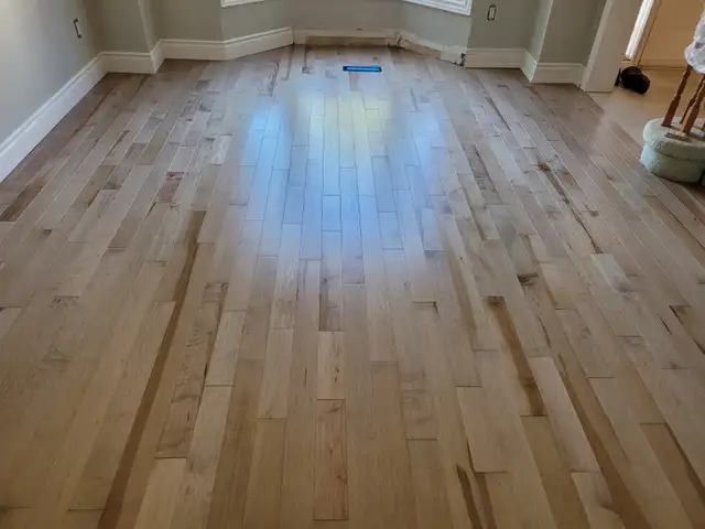Hardwood floor installation in Flooring in Hamilton - Image 10