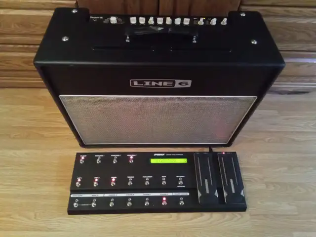 Guitar Amp + Pedal, 150W 2x12" Line 6 Flextone III XL in Amps & Pedals in Cornwall - Image 2