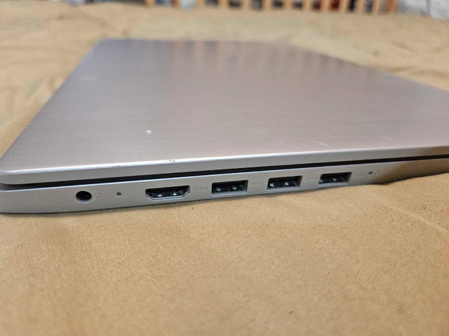 Lenovo 17 inch touchscreen ideapad 3 in Laptops in Edmonton - Image 2