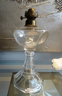 1860 OIL LAMP Holmes Booth and Hayden PRESSED GLASS