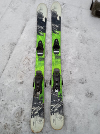 Ski junior K2   129cm en très très bon état 
