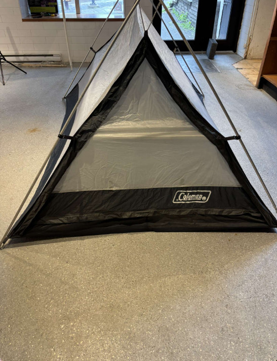 Tente camping 3 personnes dans Pêche, camping et plein Air  à Ville de Québec - Image 3