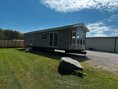 Mobile home ready to go. In perfect condition. Photo of the inside coming soon.