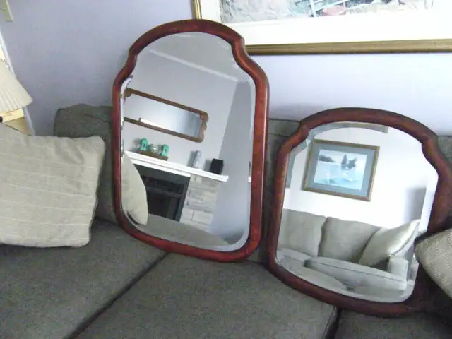 Vintage Wall Mirrors - 2 in Home Décor & Accents in Markham / York Region - Image 4