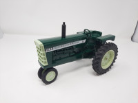 1/16 oliver 1800 with 3pt hitch toy tractor