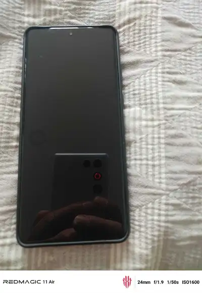 OnePlus 12, View more