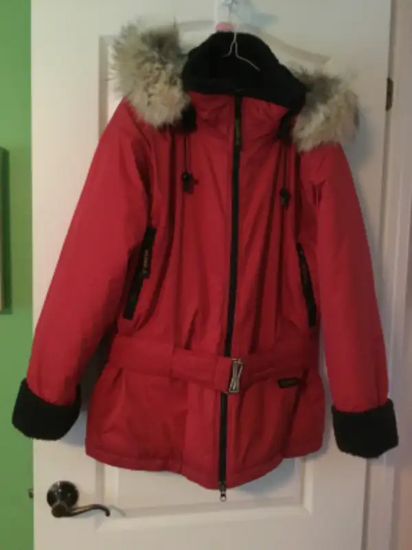 Manteau d’hiver VALANGA in Women's - Tops & Outerwear in Laval / North Shore - Image 2