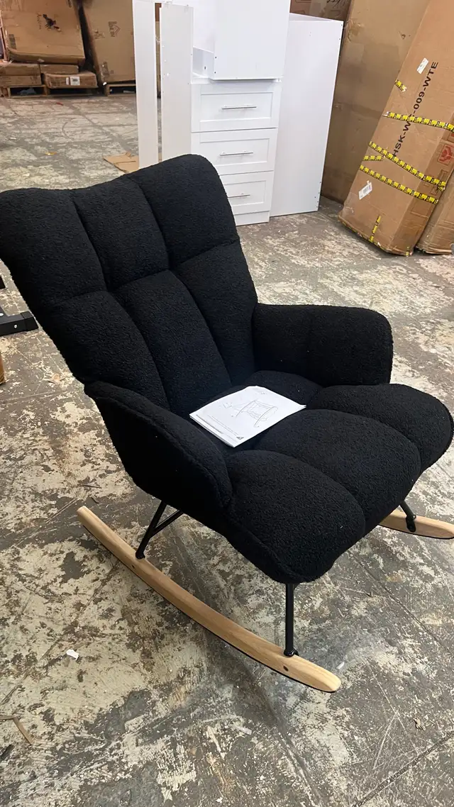 Rocking Chair Nursery Teddy Upholstered Glider Rocker Chair Padd in Chairs & Recliners in Markham / York Region - Image 9