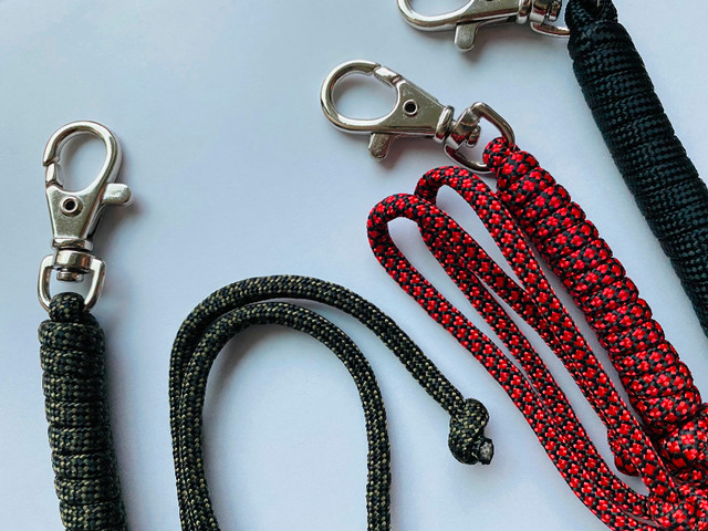 Army Paracord Braided Knife Lanyard in Other in City of Toronto - Image 2