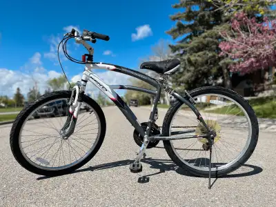 Hi selling my 26 inch adult bike in a great condition drives very smooth and great brakes gears work...