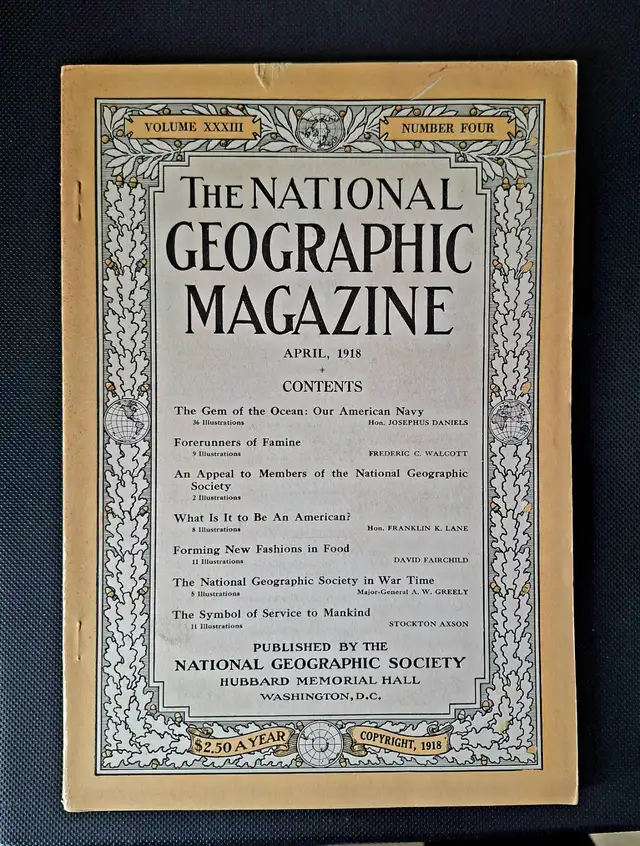 4 VINTAGE NATIONAL GEOGRAPHIC MAGAZINES in Magazines in Hamilton - Image 4