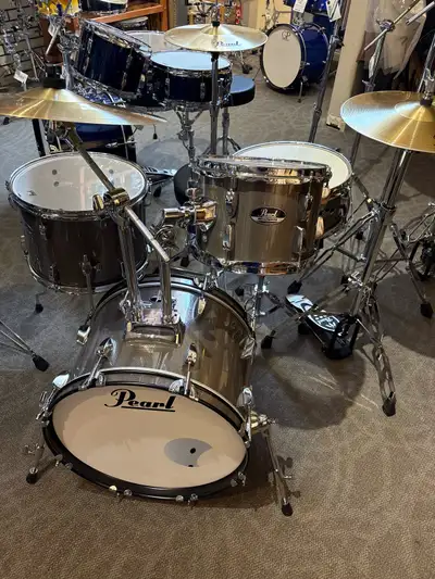 Pearl Roadshow 4pc kit in Bronze metallic, View more