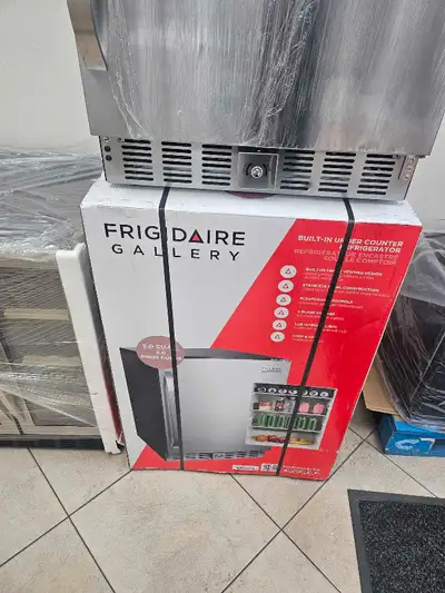 Frigidaire Gallery 24 in. 5.0 cu ft. Stainless Steel Built-In, View more