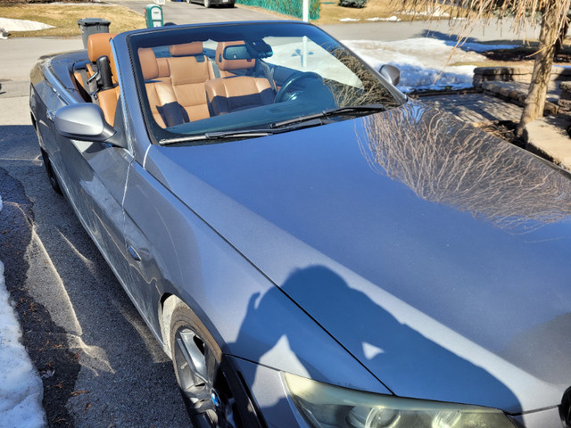 2011 bmw convertible 335i (toit dur) dans Autos et camions  à Laval/Rive Nord