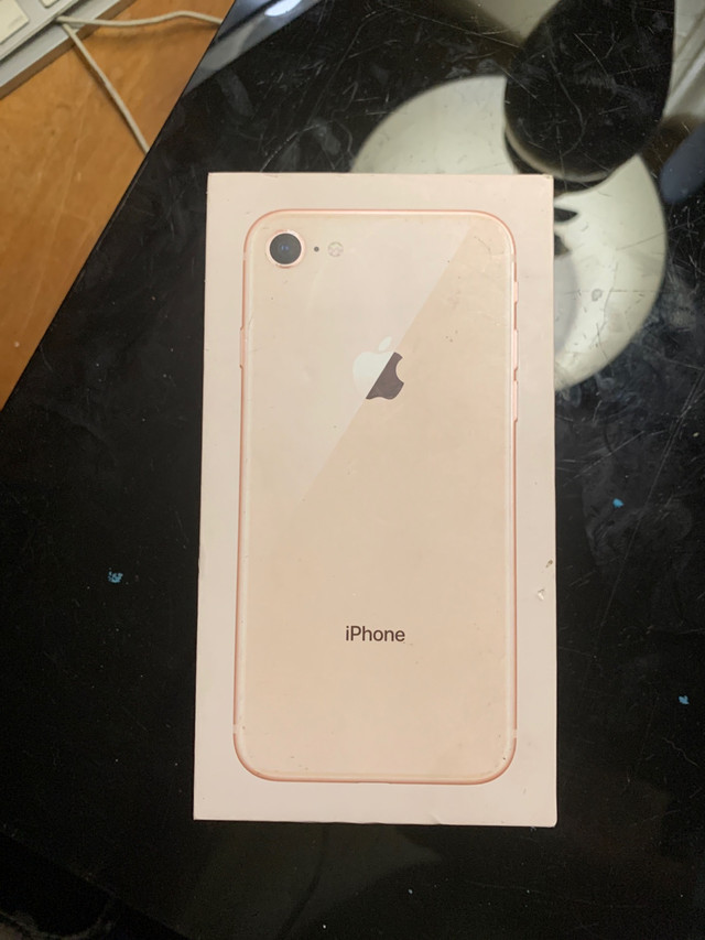 Iphone 8 64 gb box only in Cell Phones in North Bay