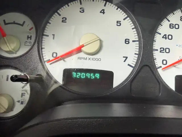 2004 Dodge Ram 1500548407737005516809