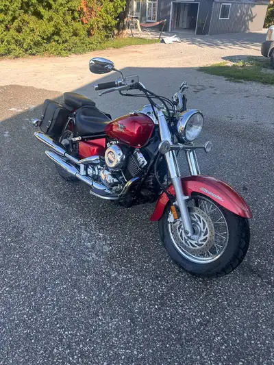 Perfect mid size cruiser. 4500km all factory.