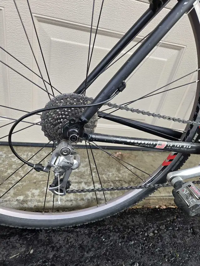 Trek X1 Gravel road bike  in Road in Barrie - Image 9