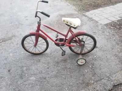 Up for sale we have This Red Vintage Tonka By Hedstrom Child Bicycle with training wheel VINTAGE HED...