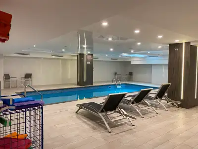 435 sf  luxury studio, Tom condos downtown