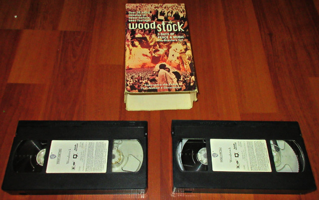 VHS TAPE :: Woodstock: 3 Days Of Peace & Music in CDs, DVDs & Blu-ray in Hamilton - Image 3