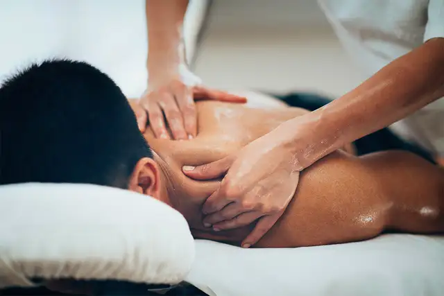 RMT Massage & Acupuncture &Osteopathy(all licensed) in Massage Services in Oakville / Halton Region - Image 3