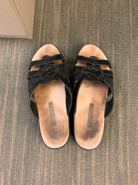 Taylor Swifts Lost Sandals