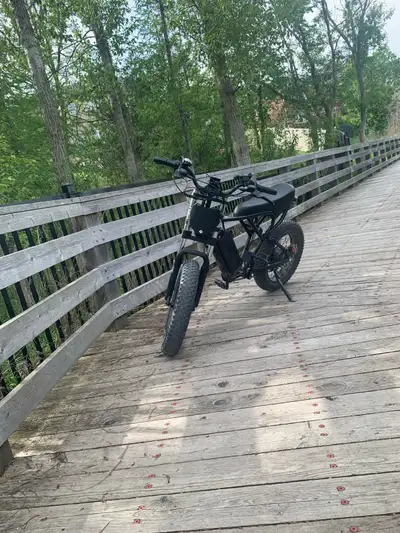 Located in Newmarket. Only 350km, bike has no issues other than a broken rear brake handle, runs and...