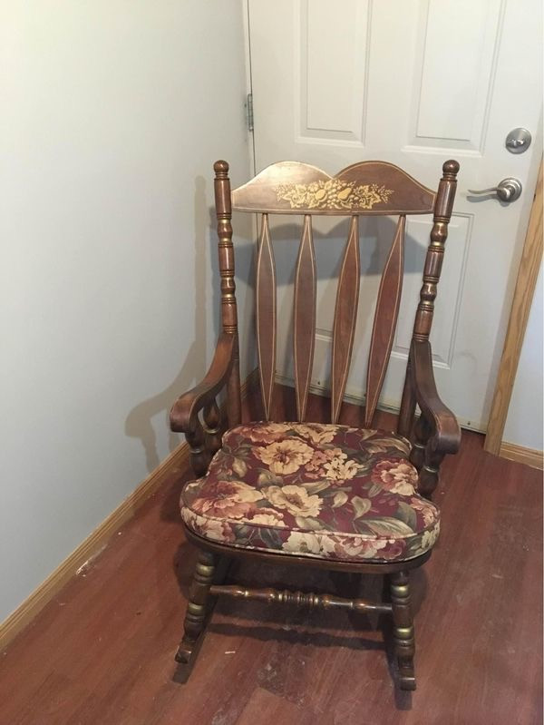 Rocking chair in Chairs & Recliners in Kingston