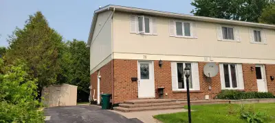 Spacious 1 bed 1 bath (Dalehurst)