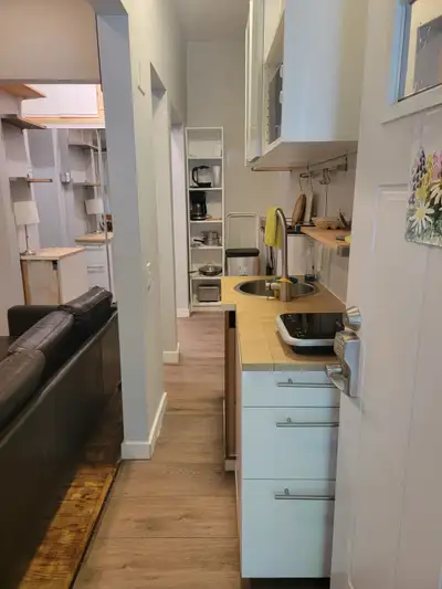 Rent for a Bachelor APT, 1st floor, AC, internet ,all of living funitures utilities included. 1km fr...