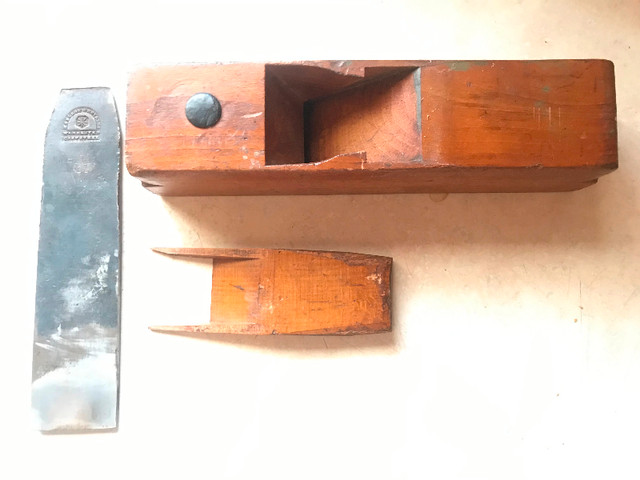 Addison Heald Antique Wood Plane in Hand Tools in Kitchener / Waterloo - Image 2