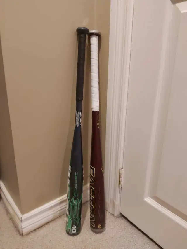 Like New Rawlings 28inch Aluminum Baseball Bat in Baseball & Softball in Mississauga / Peel Region - Image 4