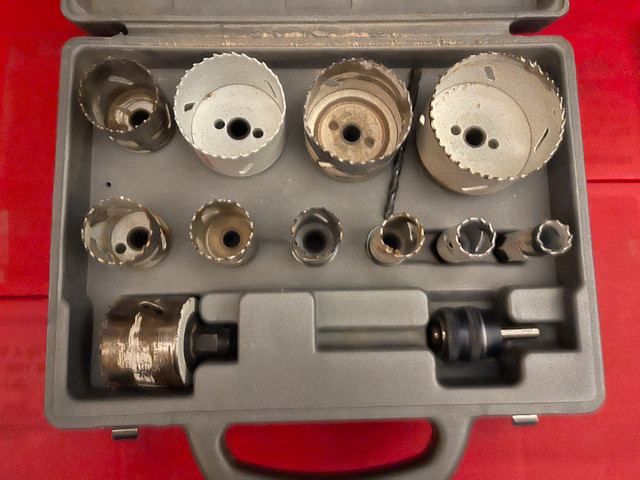Bosch: Hole Saw Kit, Power Change in Hand Tools in Burnaby/New Westminster - Image 3