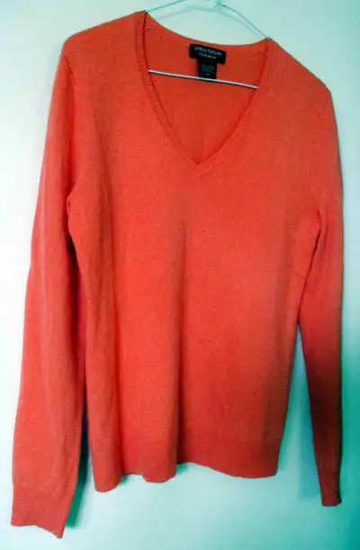 TSW117 Women’s Orange Cashmere V-Neck  Size Medium, View more