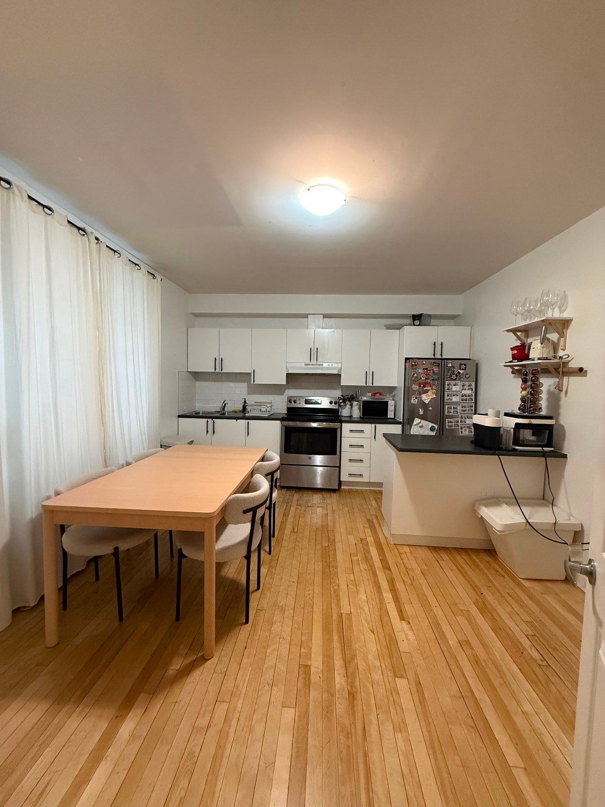 3720 Chemin Queen Mary — photo 1