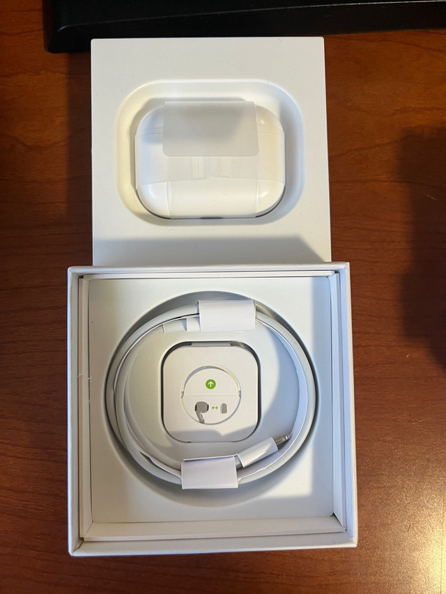 Apple AirPods Pros in General Electronics in Edmonton - Image 2