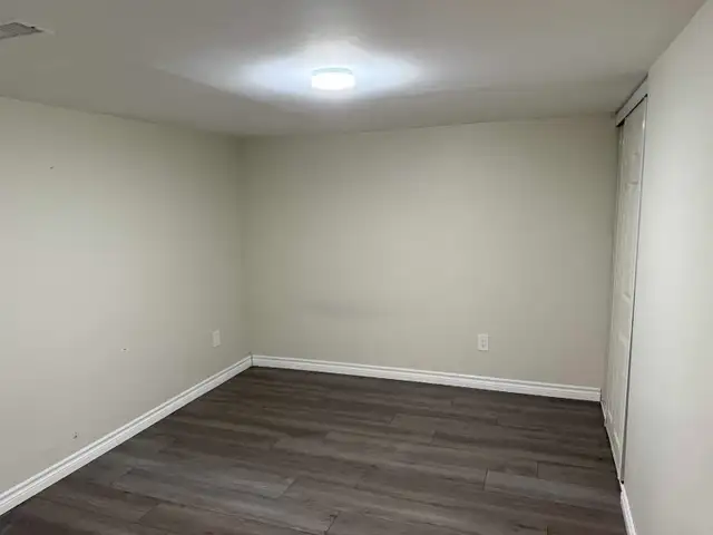 2 Bedroom Basement Apartment - Whitby in Long Term Rentals in Oshawa / Durham Region - Image 7