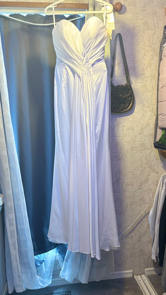 Brand New Grad or wedding Dress  in Women's - Dresses & Skirts in Calgary - Image 2