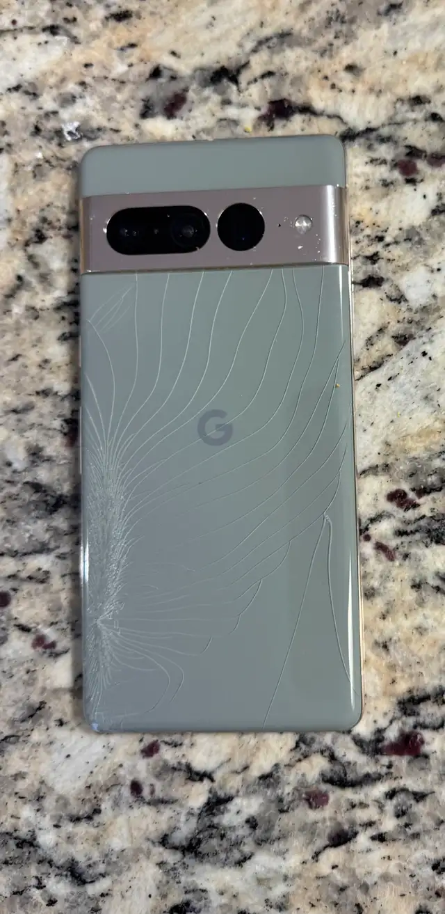 Google Pixel 7Pro 128 GB - Shattered Back65192924947073124
