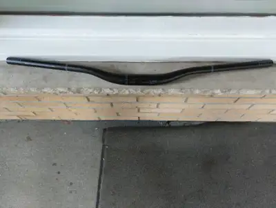 Cintre de vélo de montagne bontrager,neuf, View more