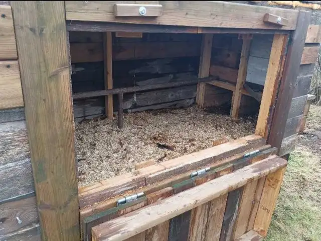 chicken tractor/ chicken coop in Livestock in Bedford - Image 5