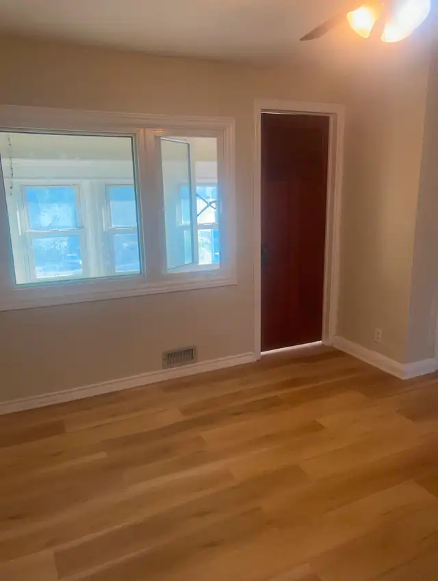 Spacious One Bedroom for Lease63838171723265123