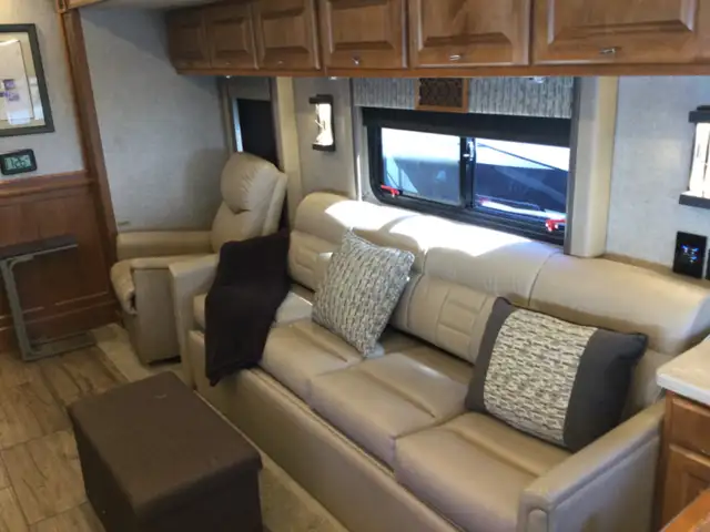 Class a motorhome in RVs & Motorhomes in Delta/Surrey/Langley - Image 11